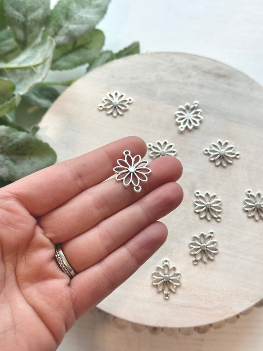 Daisy Flower Connector Charm - Gold or Silver (10pc)