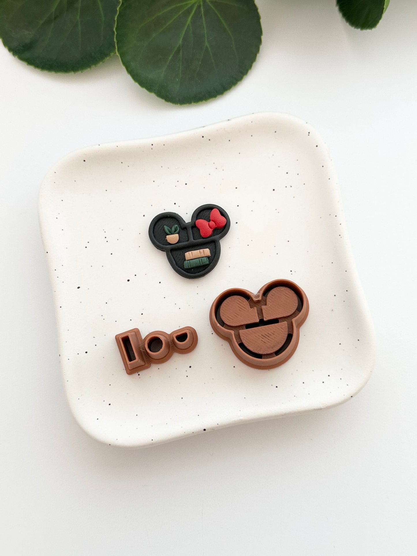 Mouse Head Bookshelf with Micro Decor (2pc Set) | Polymer Clay Cutter