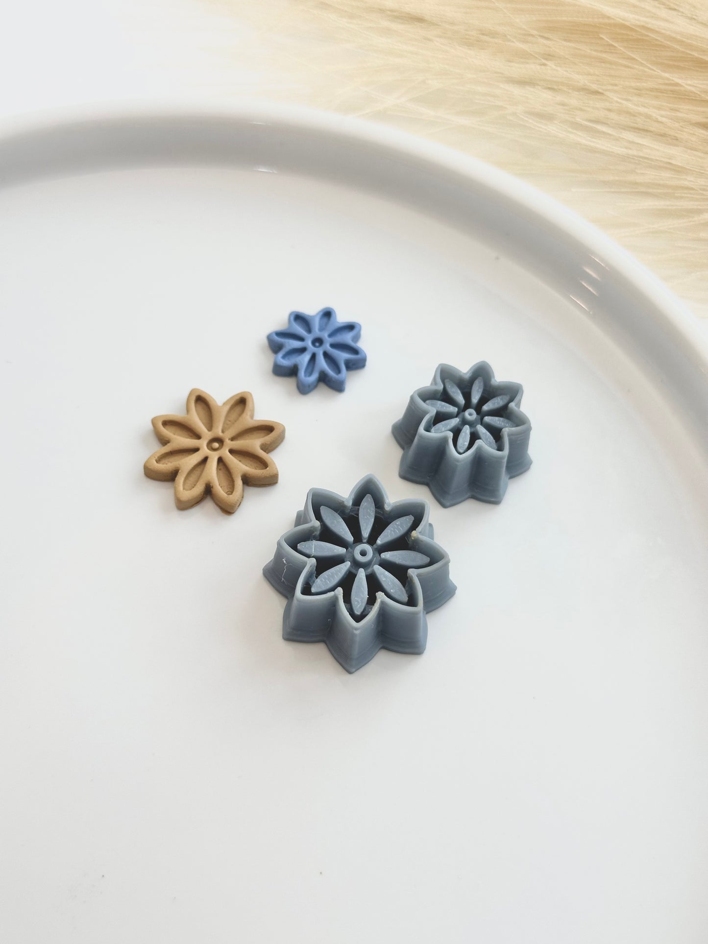 Pointed Folk Flower | Polymer Clay Cutter
