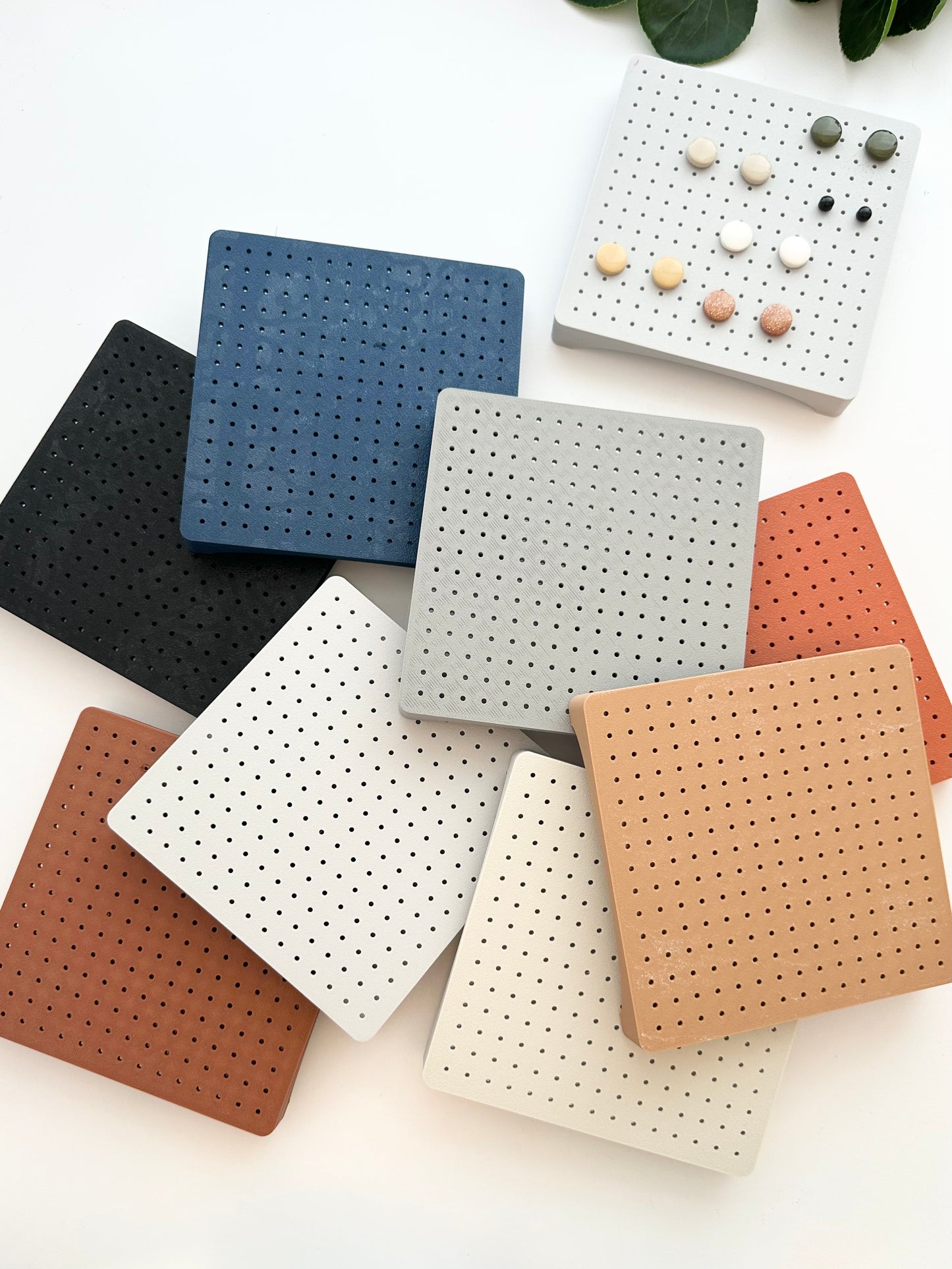 Stud Holder | Clay Tools