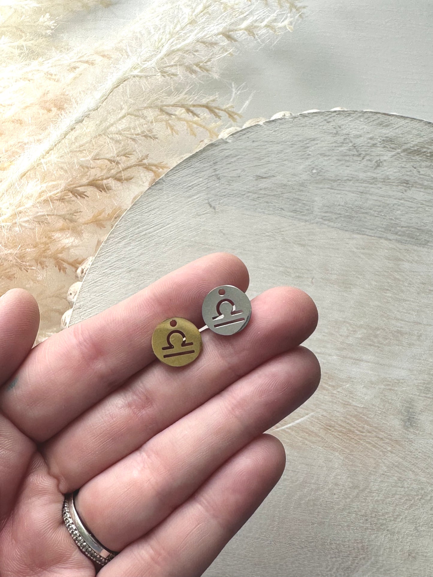 Libra | Zodiac Charm