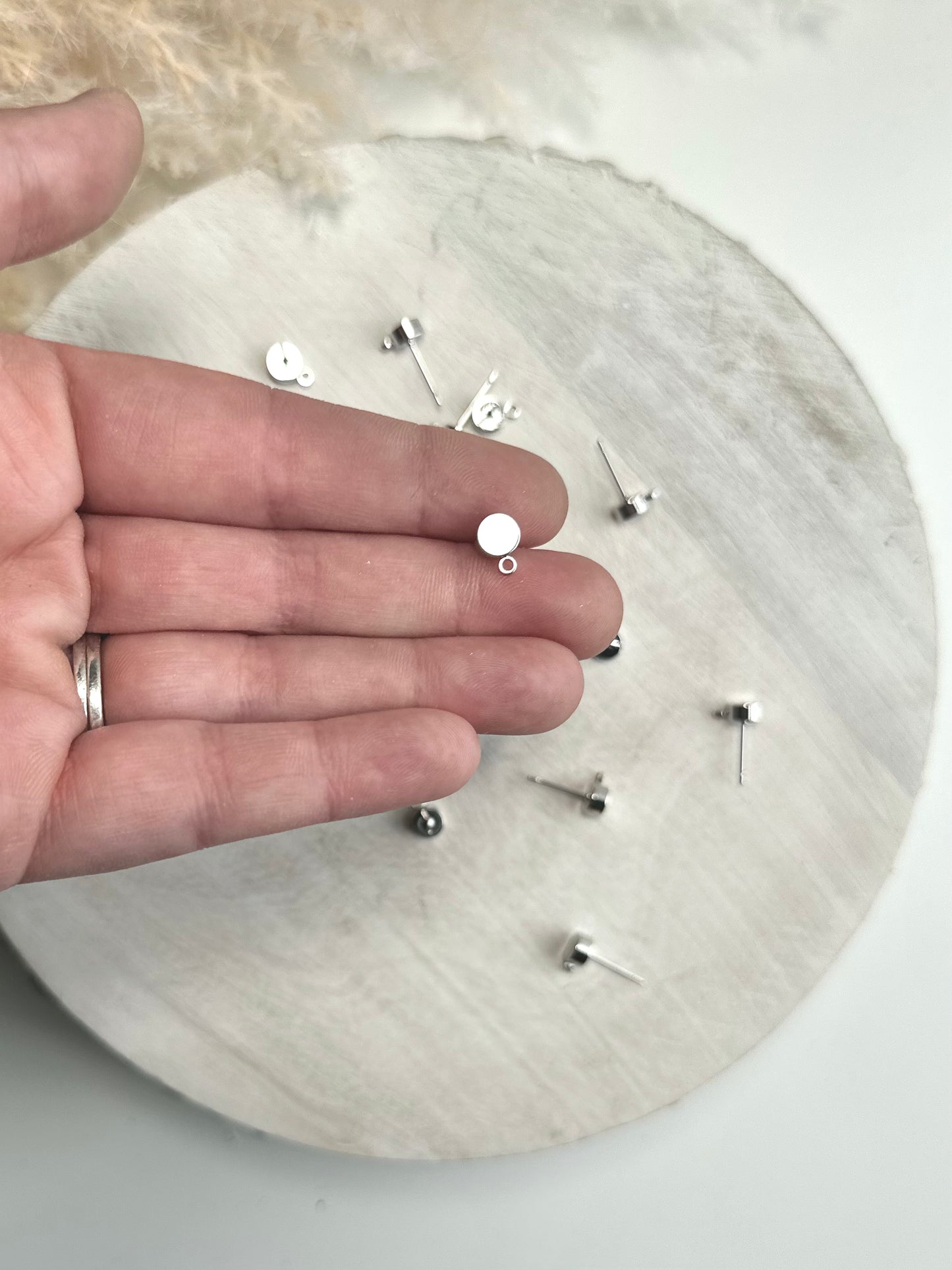 Circle Dot Earring Post - Gold or Silver (10pc)