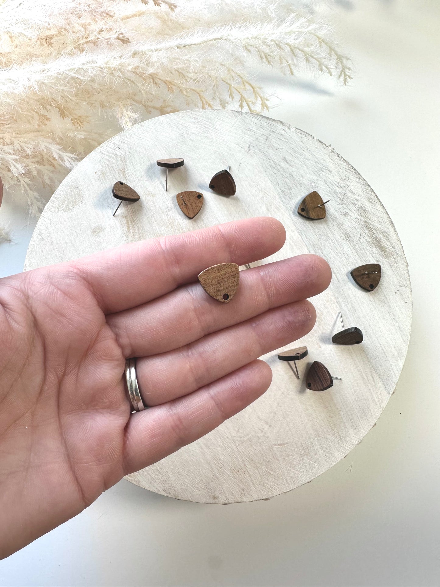 Wood Rounded Triangle Earring Post (10pc)