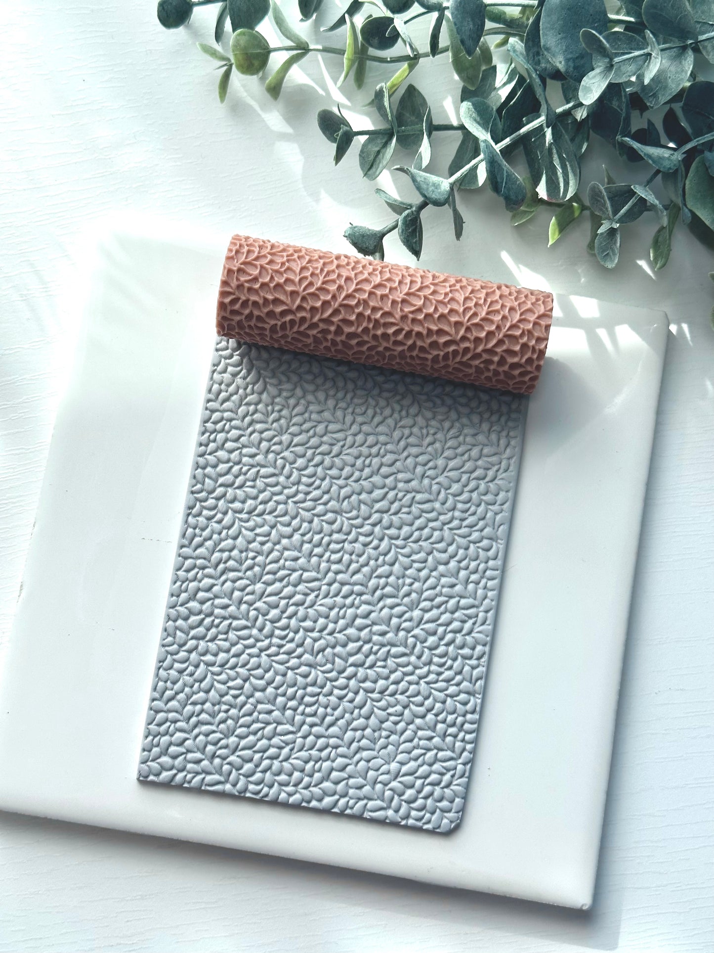 Interlocking Teardrops | Polymer Clay Texture Roller