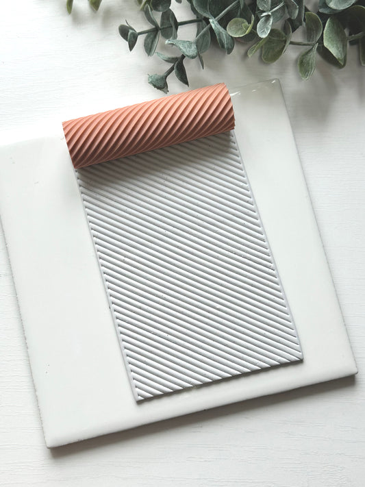 Wide Diagonal Lines | Polymer Clay Texture Roller