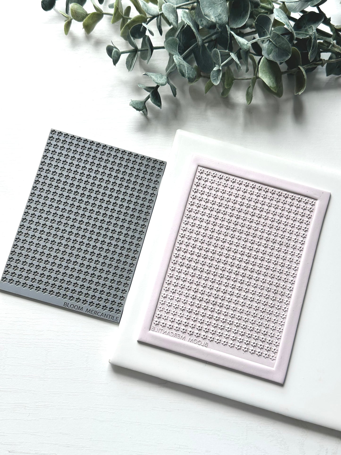 Mini Daisies | Texture Mat