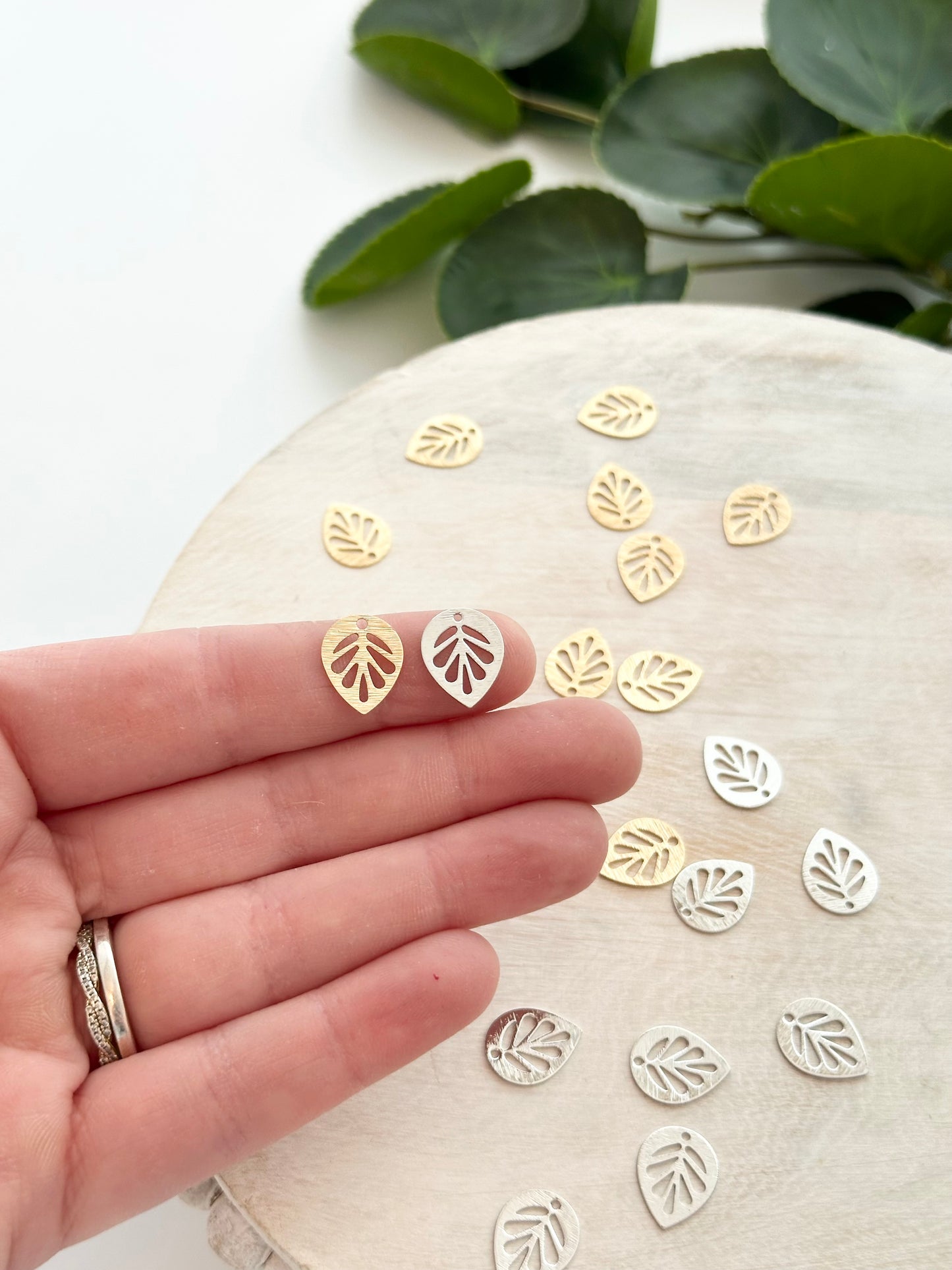 Laser Cut Mini Leaf Charm - Gold or Silver (10pc)