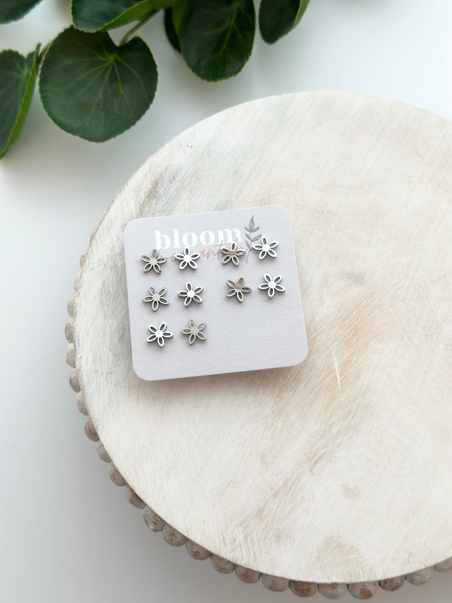 Pointed Flowers | Add-On Stud Packs (5 pair)