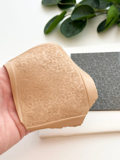 Chinoiserie Floral Fineline | Texture Mat