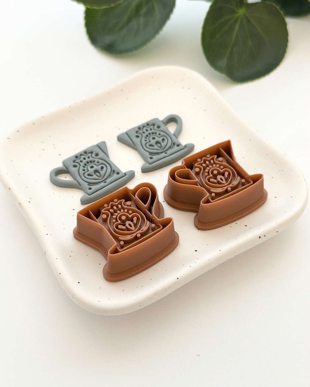 Folk Pitcher (Mirror Set) | Polymer Clay Cutter