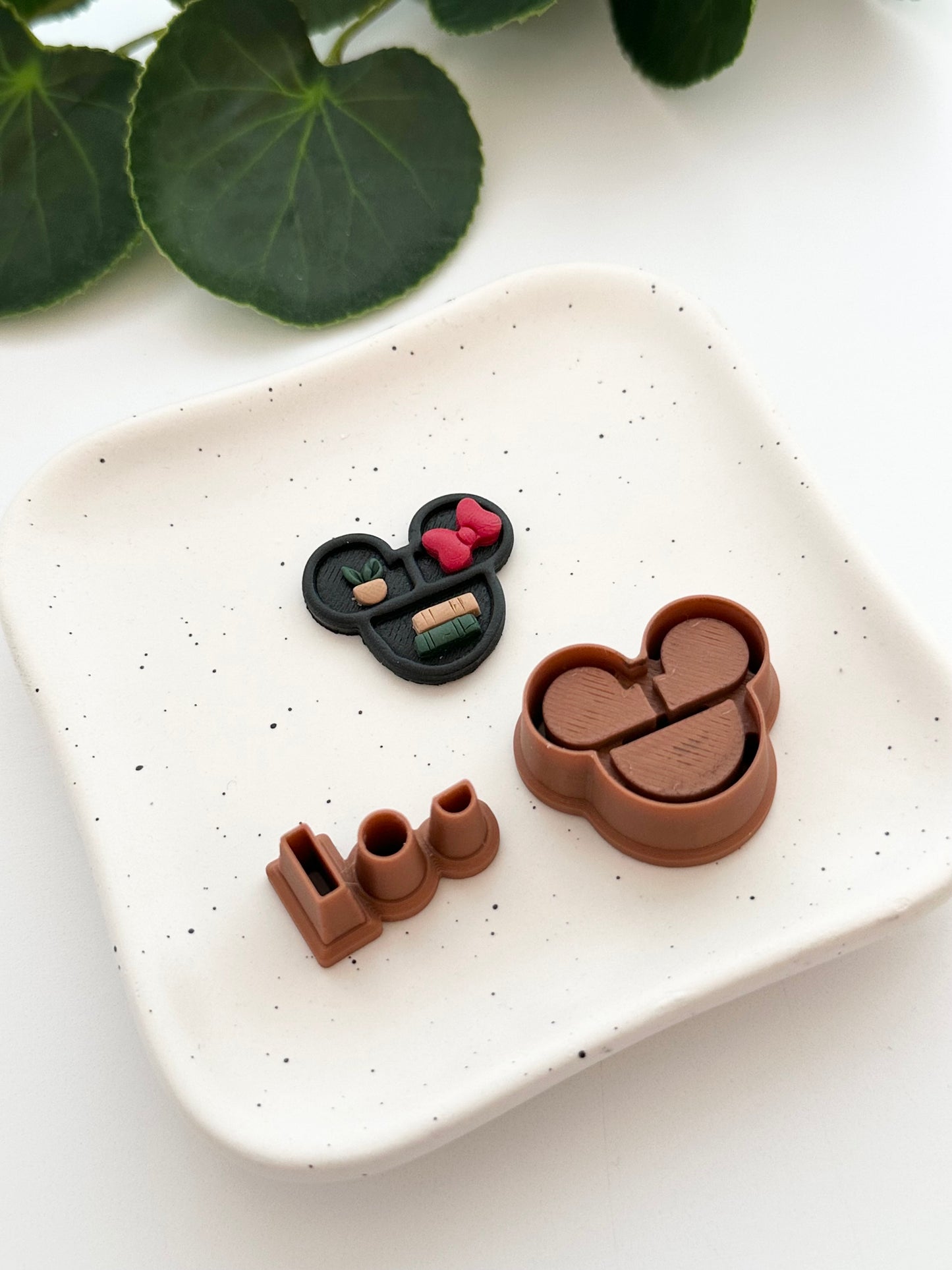 Mouse Head Bookshelf with Micro Decor (2pc Set) | Polymer Clay Cutter