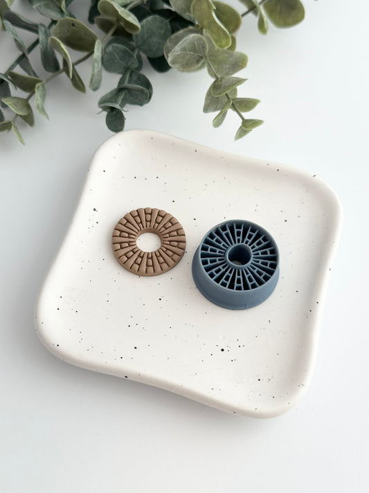 Windowed Faux Rattan Circle | Polymer Clay Cutter