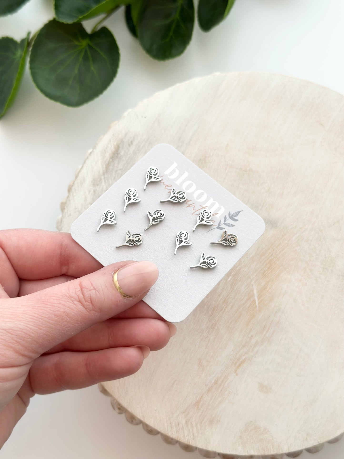 Stemmed Rose | Add-On Stud Packs (5 pair)