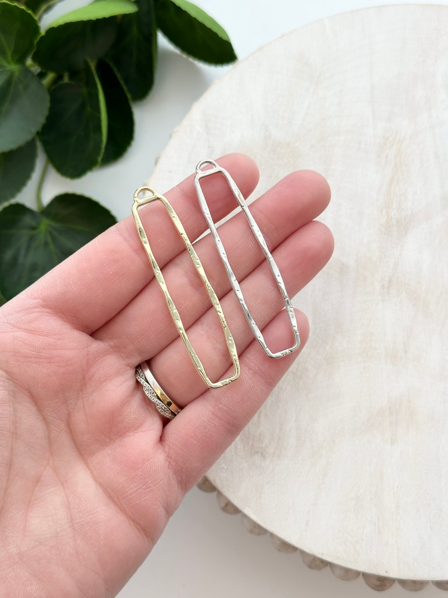 Hammered Rectangle Bezel Charm - Gold or Silver (10pc)