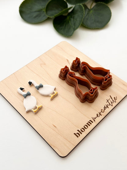 Goose with Bow (Mirror Set) | Polymer Clay Cutter