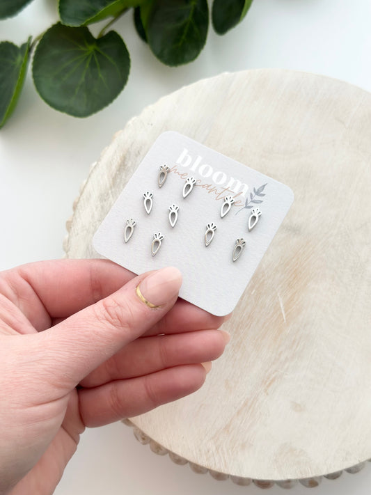 Carrot Outlines | Add-On Stud Packs (5 pair)